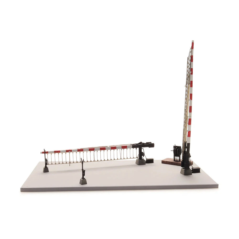 NS overwegbomen met slaghek